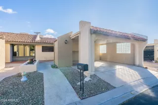 Photo #6: 6646093 Listing