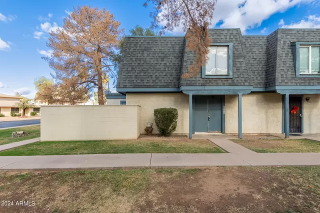 MLS: 6646229 Condo For Sale