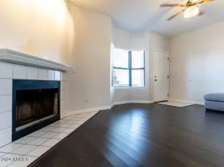 Photo #5: 6646263 Listing