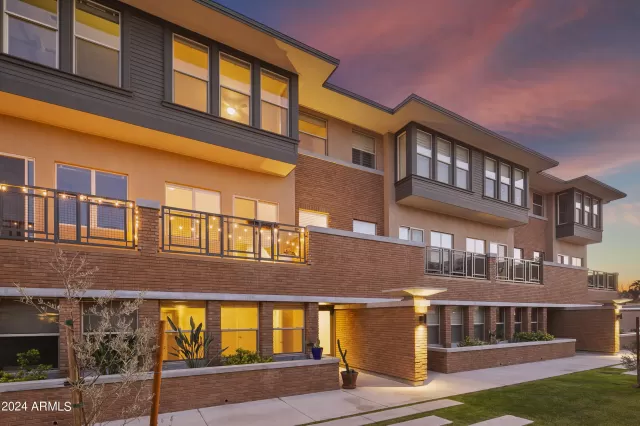 MLS: 6646270 Condo For Sale