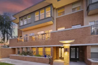 Photo #1: 6646270 Listing