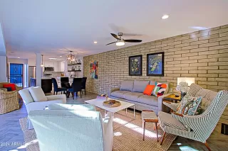 Photo #4: 6646272 Listing