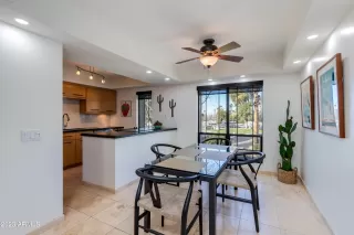 Photo #4: 6646290 Listing 