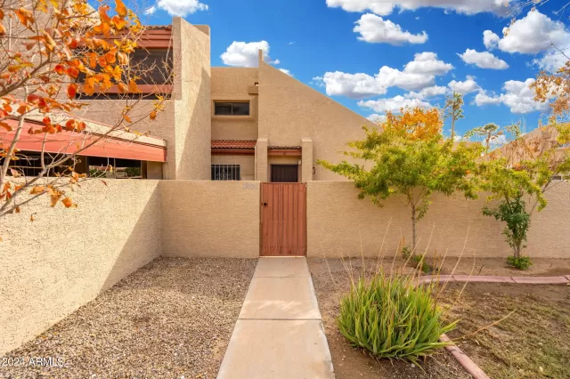 MLS: 6646312 Condo For Sale