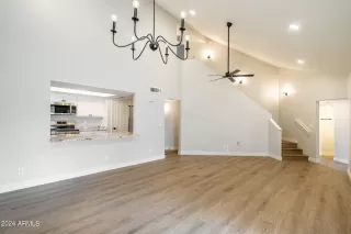 Photo #3: 6646312 Listing