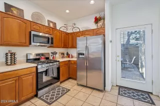 Photo #2: 6646329 Listing