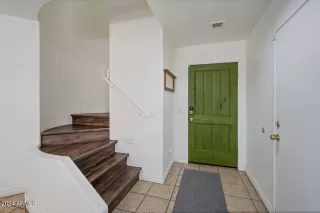 Photo #5: 6646329 Listing