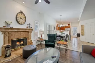 Photo #6: 6646329 Listing