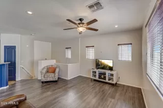 Photo #2: 6646371 Listing