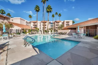 Photo #2: 6646394 Listing