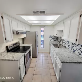 Photo #2: 6646485 Listing