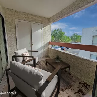 Photo #4: 6646485 Listing