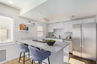 Photo #1: 6646513 Listing