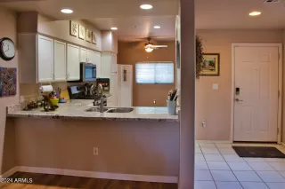 Photo #4: 6646554 Listing