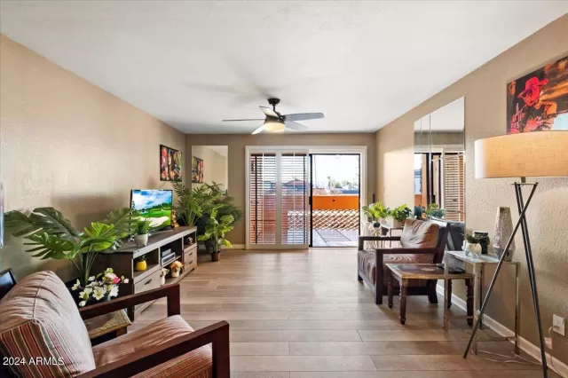 MLS: 6646563 Condo For Sale