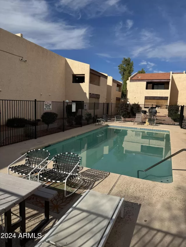 MLS: 6646660 Condo For Sale