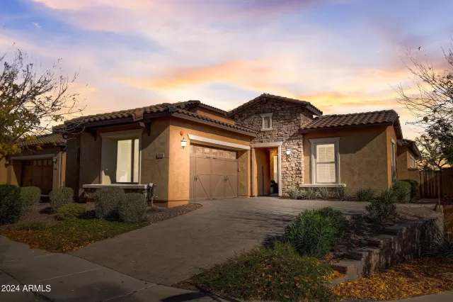 MLS: 6646726 Condo For Sale