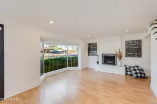 Photo #4: 6646764 Listing