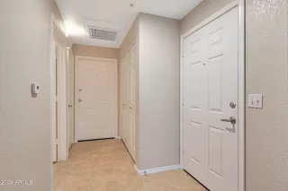 Photo #6: 6646782 Listing