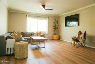 Photo #2: 6646884 Listing 