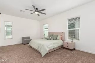 Photo #6: 6646978 Listing