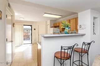 Photo #2: 6647088 Listing 