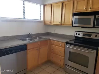 Photo #3: 6647123 Listing