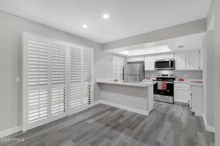 Photo #2: 6647265 Listing 