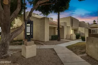 Photo #5: 6647265 Listing 