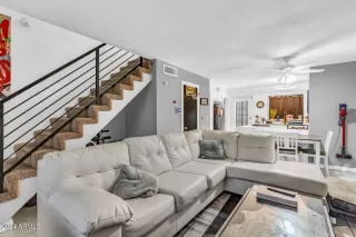 Photo #6: 6647266 Listing