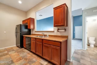 Photo #4: 6647273 Listing