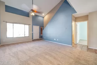 Photo #5: 6647273 Listing