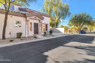 Photo #6: 6647273 Listing