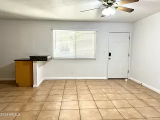 Photo #5: 6647317 Listing