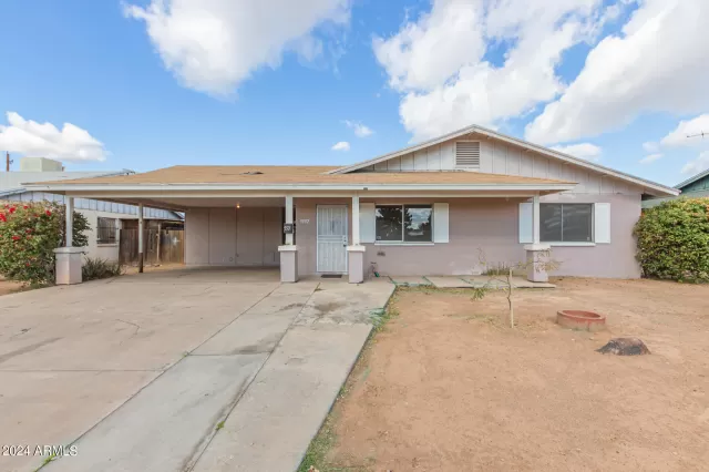 MLS: 6647362 Condo For Sale