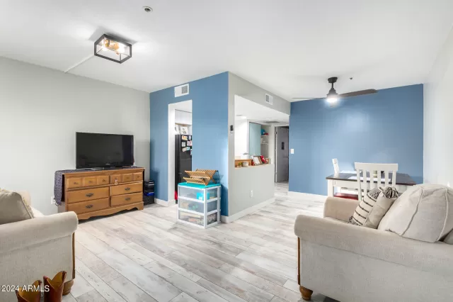 MLS: 6647421 Condo For Sale