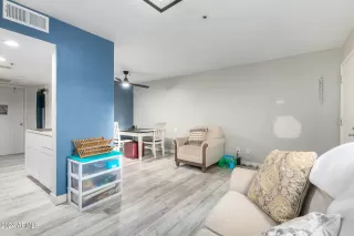 Photo #2: 6647421 Listing 