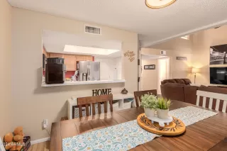 Photo #5: 6647531 Listing 