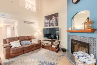 Photo #6: 6647531 Listing 