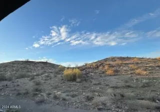 Photo #3: 6647653 Listing