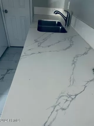 Photo #4: 6647676 Listing