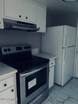 Photo #5: 6647676 Listing