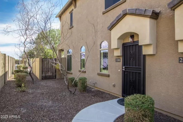 MLS: 6647740 Condo For Sale