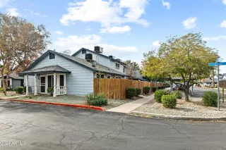 Photo #2: 6647877 Listing