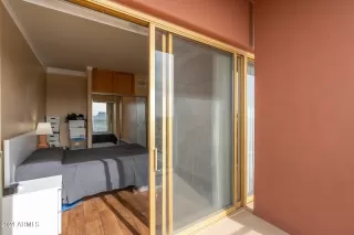 Photo #6: 6647916 Listing