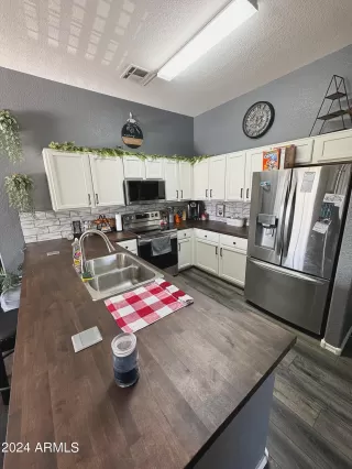Photo #5: 6647938 Listing 
