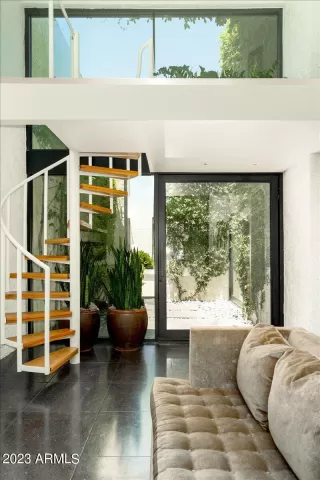 Photo #3: 6648058 Listing