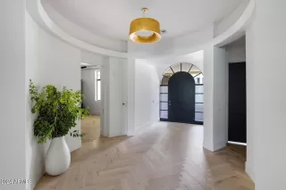 Photo #4: 6648242 Listing