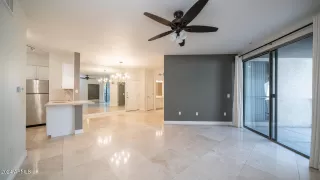 Photo #4: 6648347 Listing