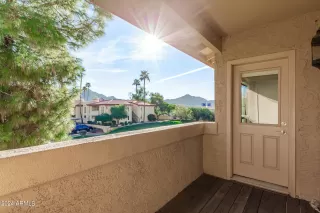 Photo #4: 6648386 Listing